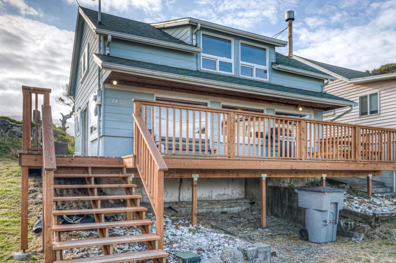Elbow'S Inn Rockaway Beach Exterior foto